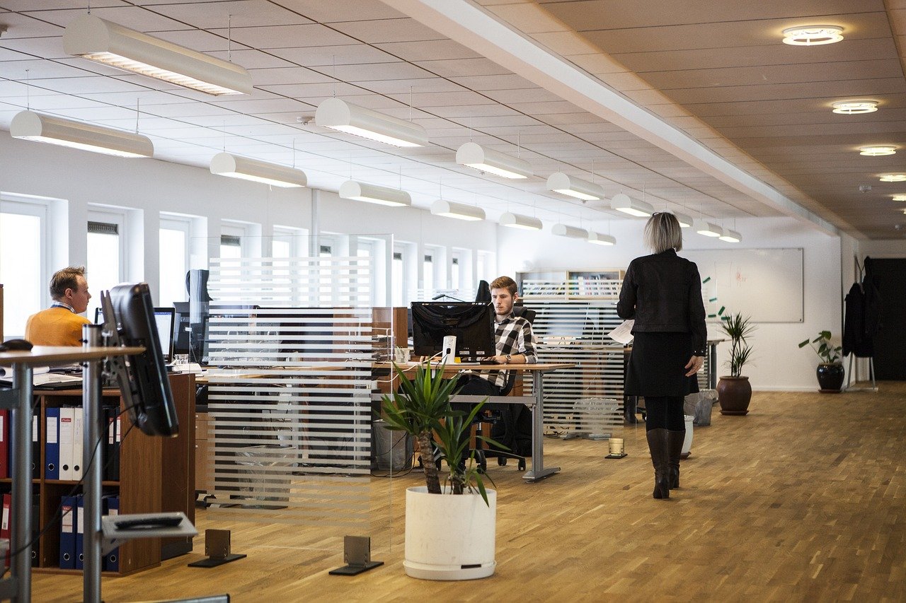 Ambiente de Trabalho Saudável O Que Diz a Lei e Como Garantir1 Ambiente de Trabalho Saudável: O Que Diz a Lei e Como Garantir